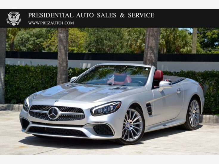 Thumbnail Photo undefined for 2017 Mercedes-Benz SL550